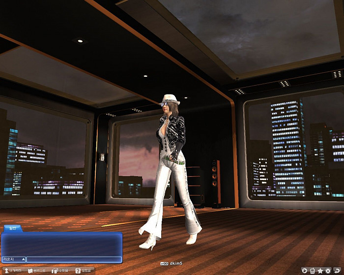 Скриншот из игры MStar